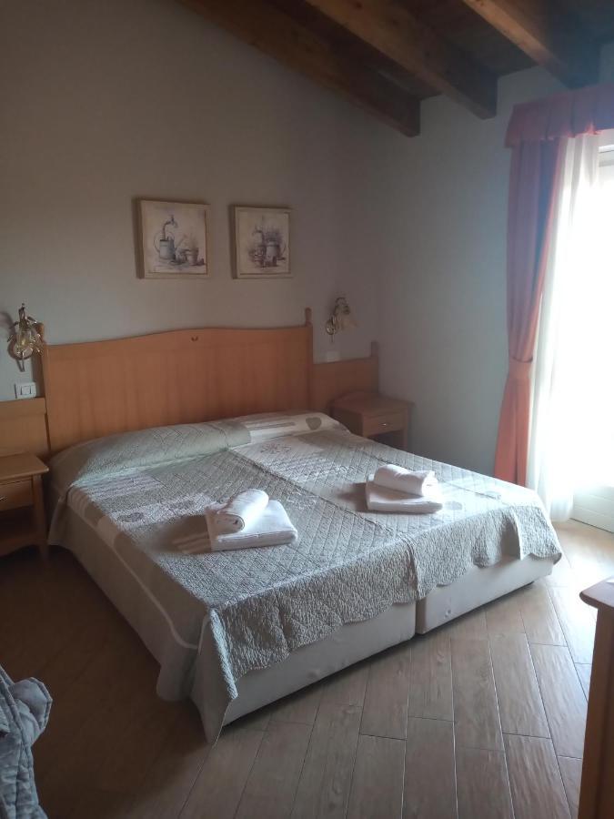 Rosa Dei Venti Hotel Provaglio d'Iseo Exterior foto