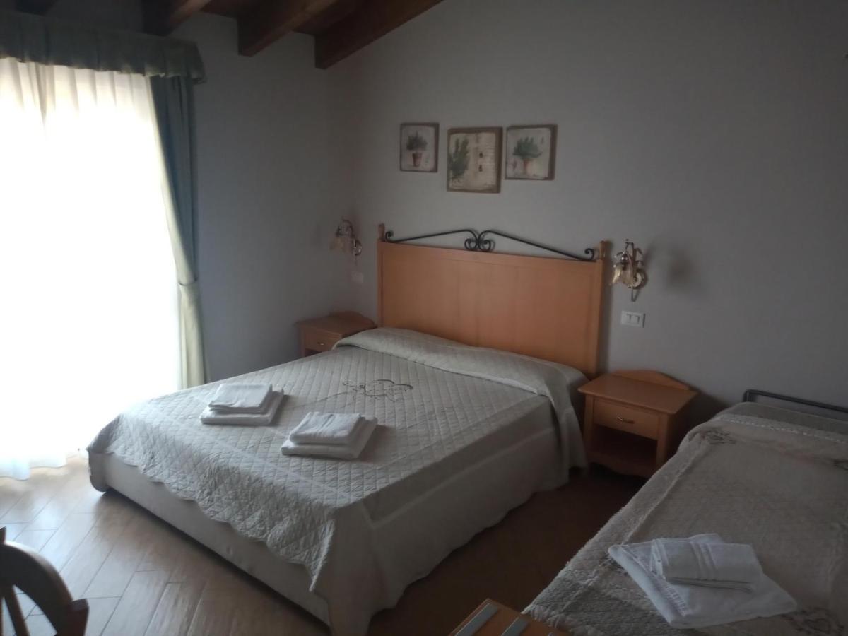 Rosa Dei Venti Hotel Provaglio d'Iseo Exterior foto